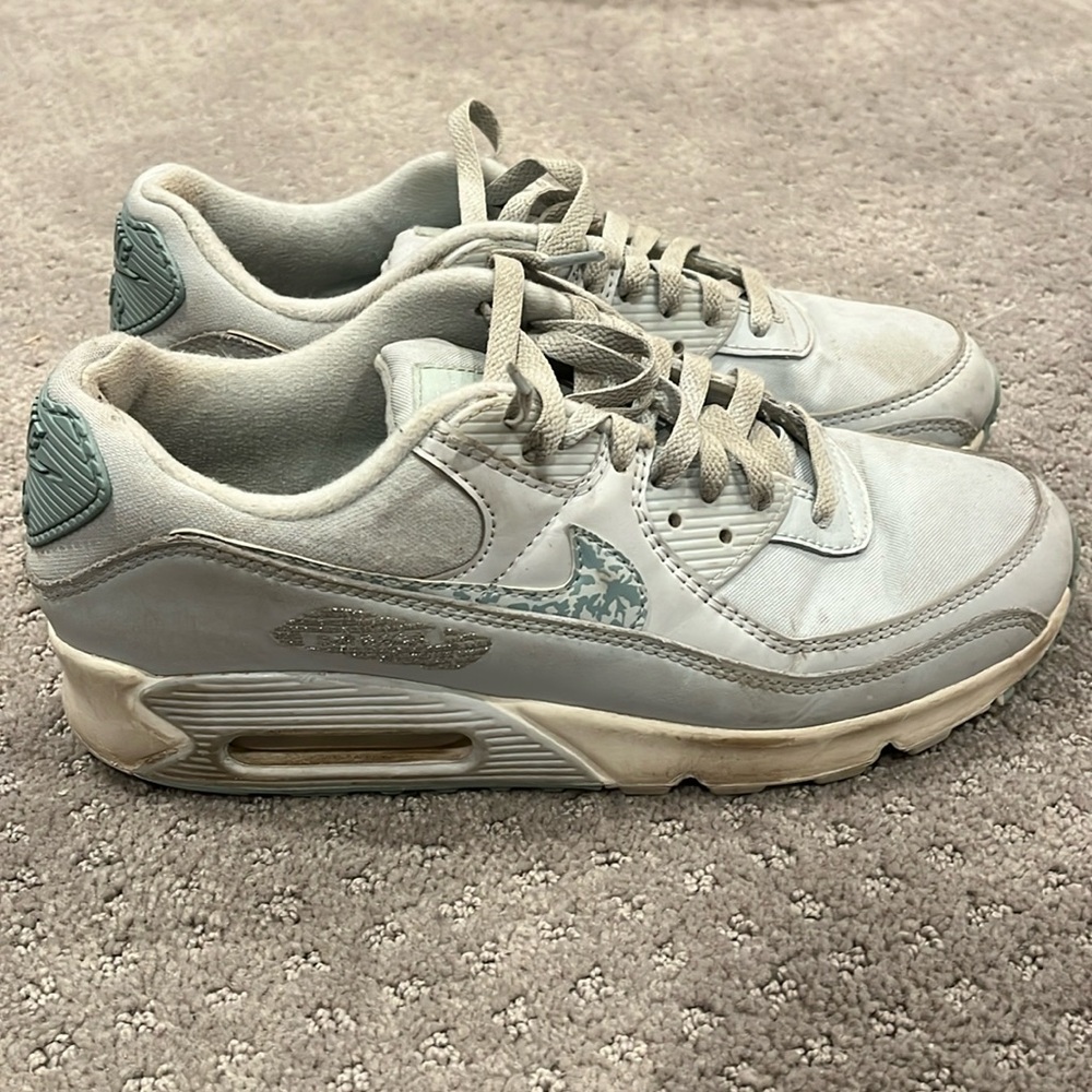 Women’s Nike Airmax